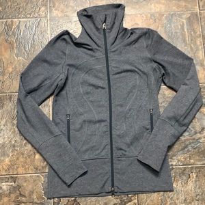 🤍 lulu Stide Jacket size 6 EUC 🖤